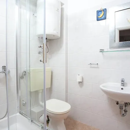 Apartament Meri *
